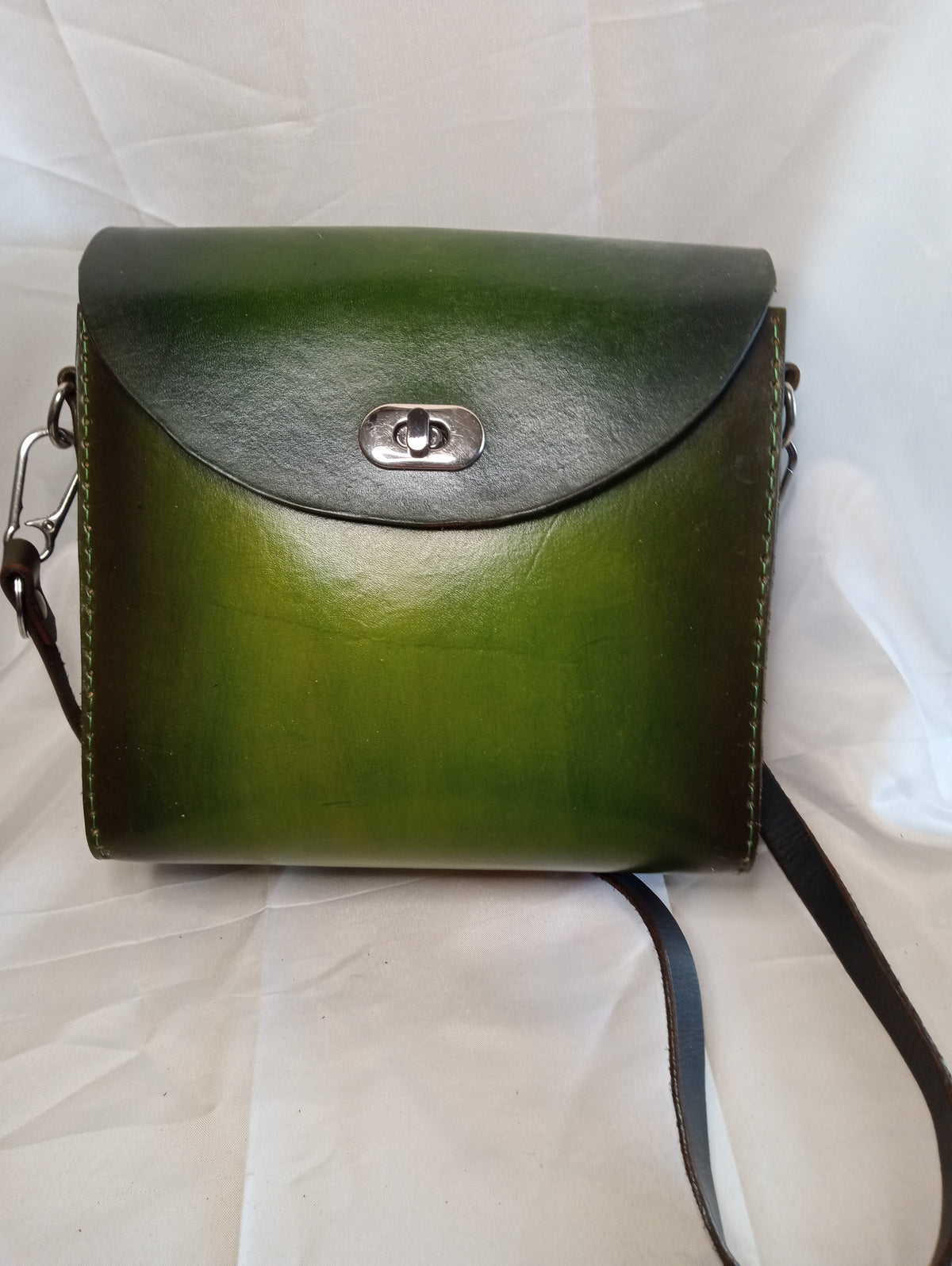 Veg Tan leather with shoulder strap